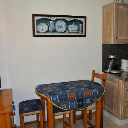 Residence Le Carlton - 2 Pieces 4 Couchages Port Leucate. Ref: 2Car_135A Mae-6964 Leucate